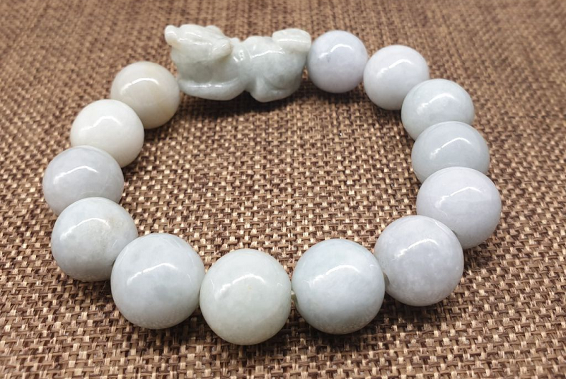 Ngọc trắng mang năng lượng của sự thanh lọc